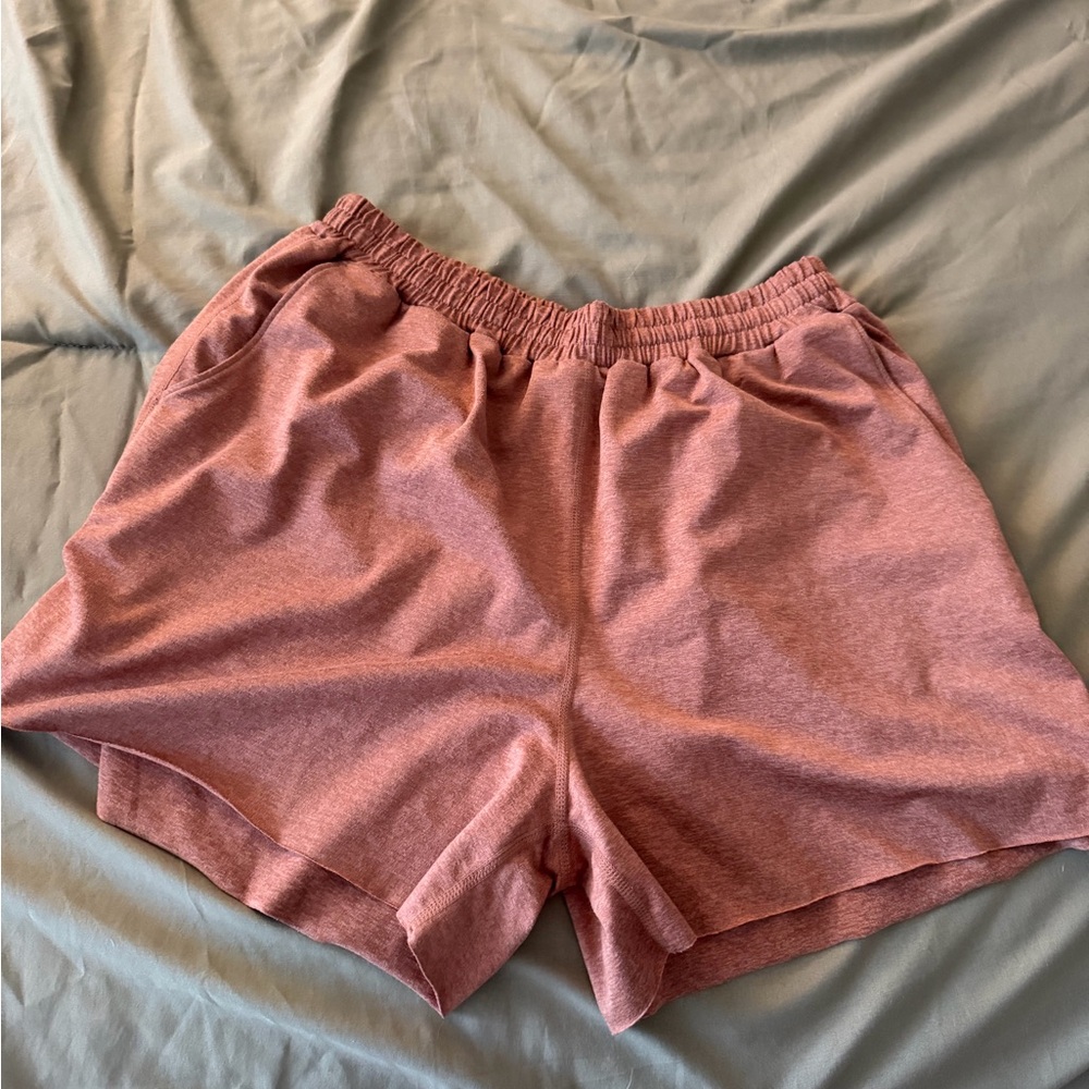 Women's Vuori Boyfriend Shorts